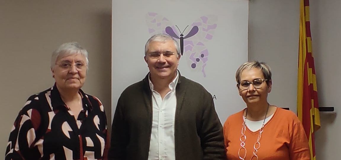 Pilar Lucas, Presidenta de ACLEG, el Dr. Francisco Lozano Soto y María José Calatayud Vicepresidenta de ACLEG